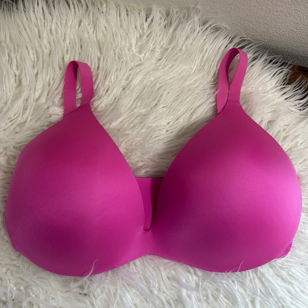 SKIMS Wireless Push Up Bra 40 DDD